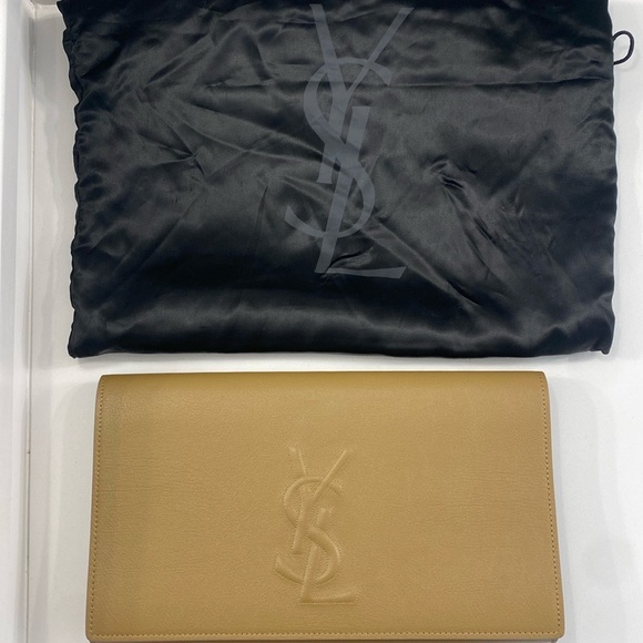 Brand new Saint Laurent clutch ysl - Picture 2 of 12